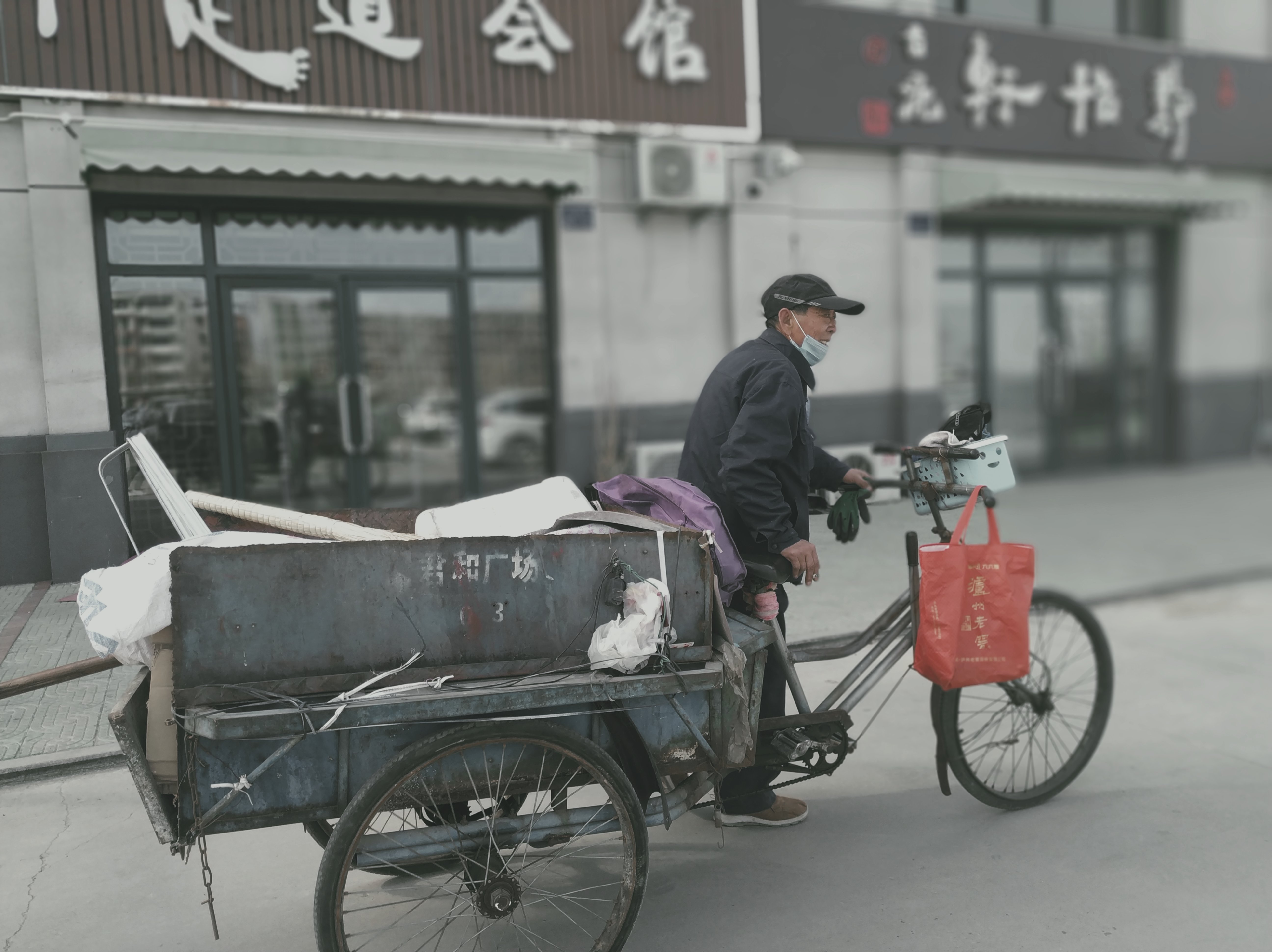 和马建欣+不平凡的你+把每一件简单的事做好就是不简单，把一件平凡的事做好就是不平凡4.jpg